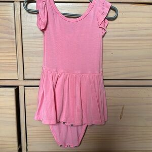Kyte Baby Romper - Pink Rose - Air Dry only and no pets in home.